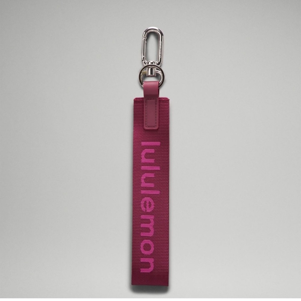 Lululemon Never Lost Keychain - NWT Wine Berry & Sonic Pink